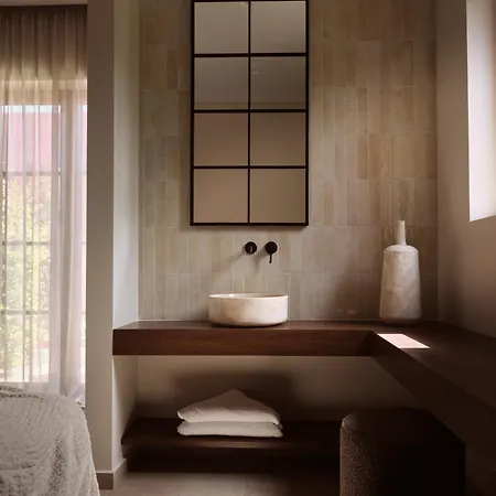 Artisan Villa, A Mythical Escape, With Heated Pool, By Thinkvilla Plános