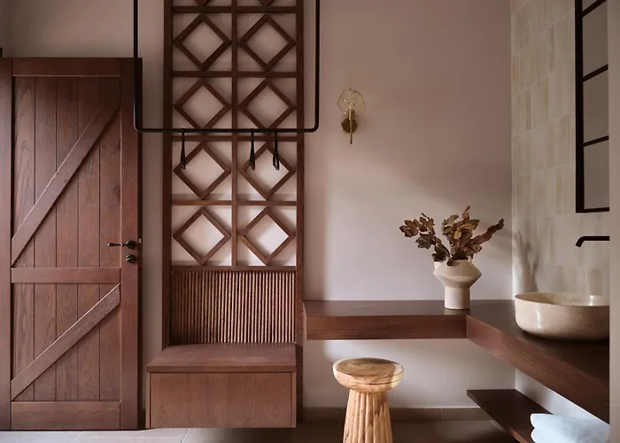 Artisan Villa, A Mythical Escape, With Heated Pool, By Thinkvilla וילה *