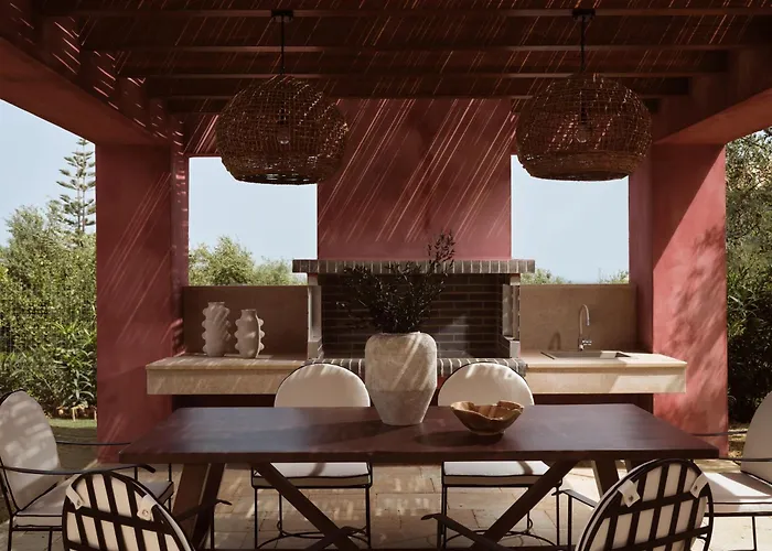 וילה Artisan Villa, A Mythical Escape, With Heated Pool, By Thinkvilla Plános