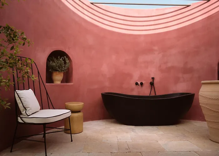 Artisan Villa, A Mythical Escape, With Heated Pool, By Thinkvilla Plános