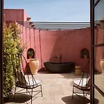 Artisan Villa, A Mythical Escape, With Heated Pool, By Thinkvilla Вилла *
